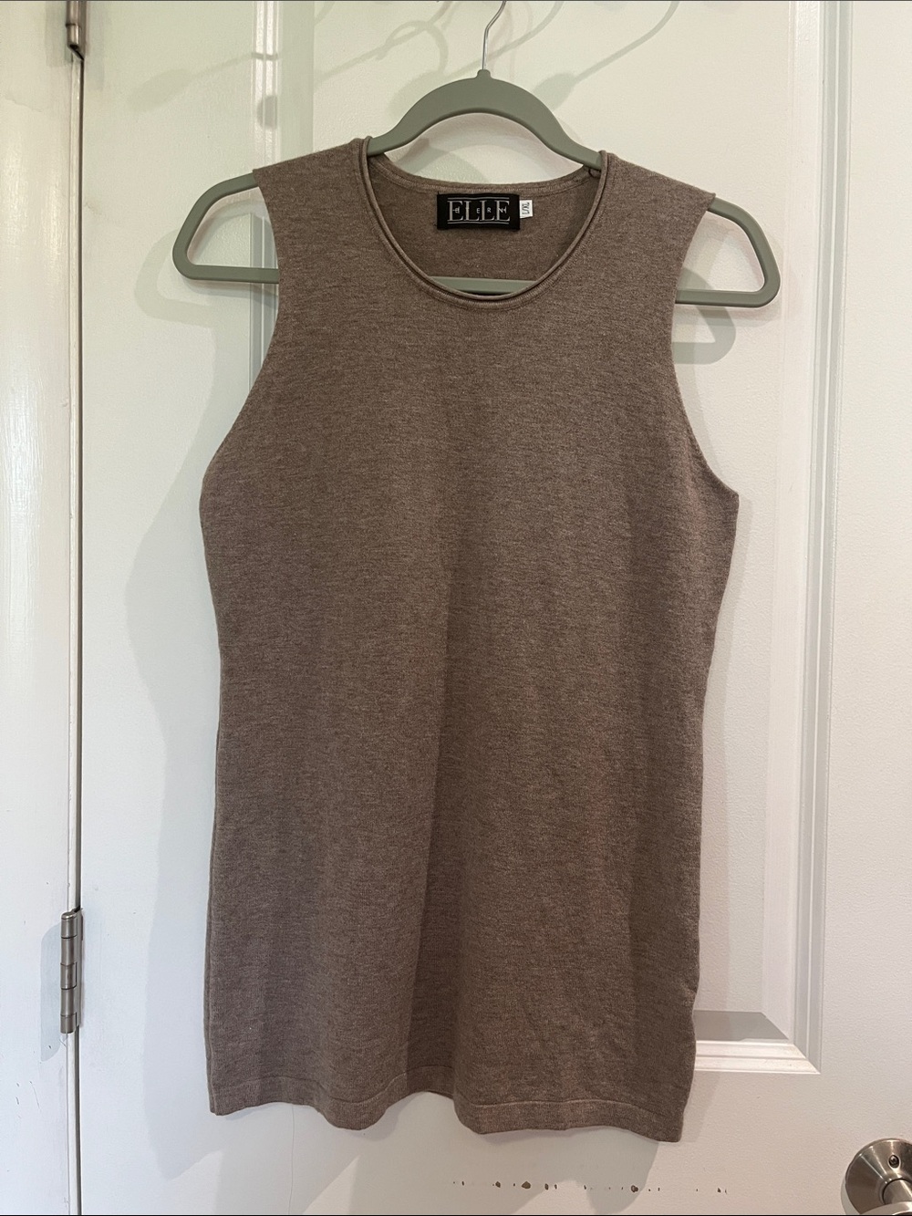 ETERNELLE Sleeveless Knit Top Sz L/XL Tan Buttery Soft Modal Viscose Blend